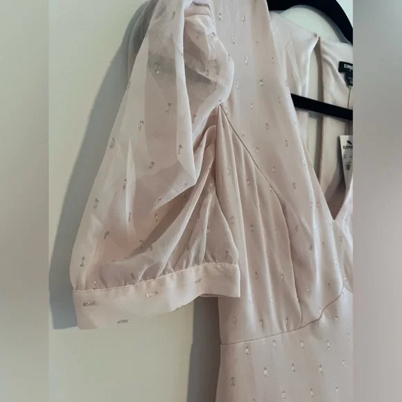 Express - Metallic Clip Dot Puff Sleeve Dress - Size XXS - Picture 6 of 12